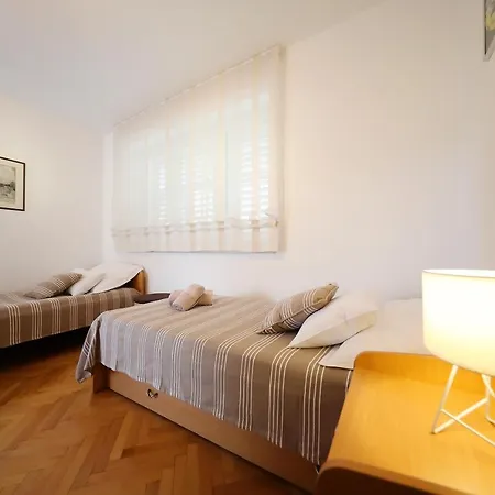 Apartman Rony Apartment