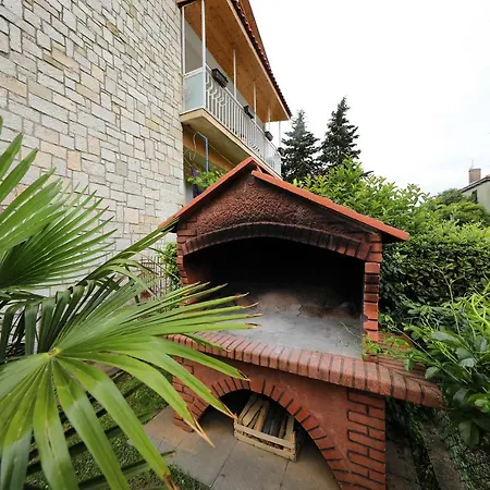 Apartman Rony Apartment *